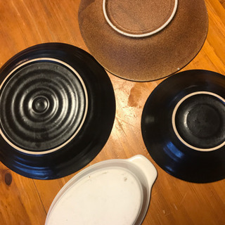 お皿色々の画像