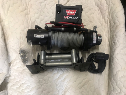 ウォーンの、ウインチVR8000 12ボルト