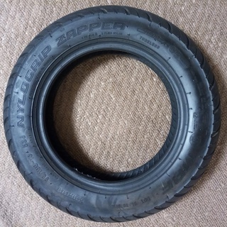 バイク タイヤ 10インチ 90/100-10 新車外しの画像