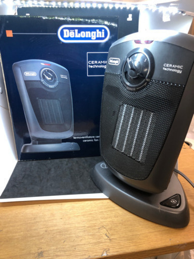 DeLongi デロンギ　セラミックファンヒーター　DCH4530J-M