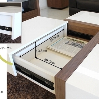 【ほぼ未使用品】 ４方向に広がる隠れ収納スペース付きの正方形テーブル  幅100cm  ローテーブル　センターテーブル　リビングテーブル 新品8万点程度の画像