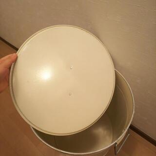 入れ物の画像