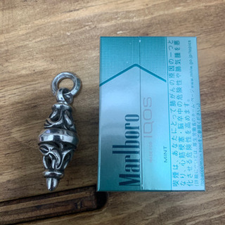 Leonard Kamhout ペンダントトップの画像