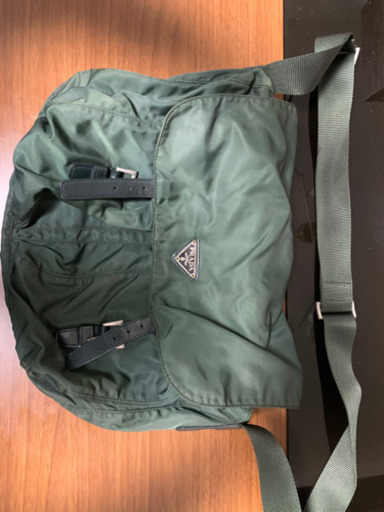 PRADA バッグ