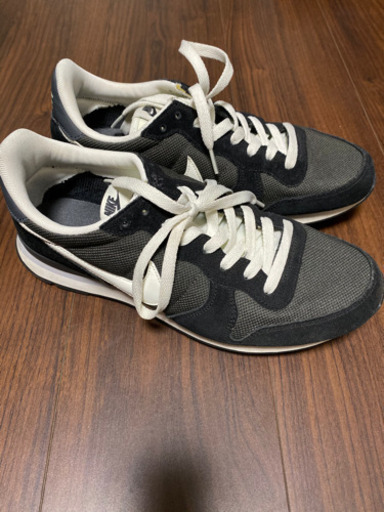 NIKE インターナショナリスト