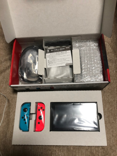 任天堂Switch 新型　　今日、明日まで値下げ　後消します