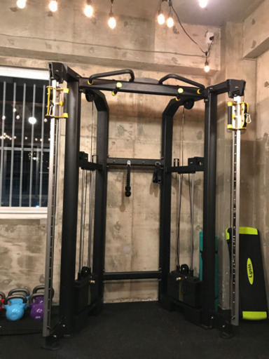 ケーブルマシン