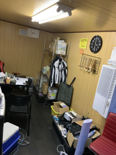6畳ぐらいのプレハブ美品