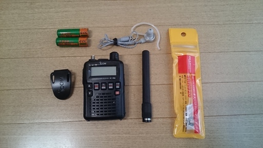 【中古】　アイコム　広帯域ハンディレシーバー　IC-R6　おまけ付！