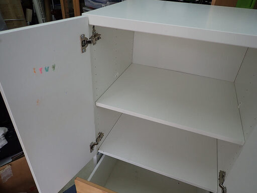 札幌市 収納棚 開き扉 引き出し 横60cm 奥行51cm 高さ129cm 中古