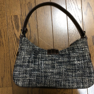 ツイード肩掛けバックの画像