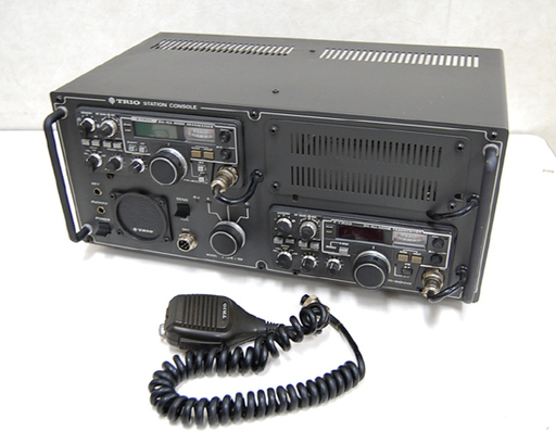 ジャンク TRIO ステーションコンソール HR-9 無線機 TR-9000G TR-9000 アマチュア無線 トリオ  通電確認済み  ☆ PayPay(ペイペイ)決済可能 ☆ 札幌市 清田区 平岡