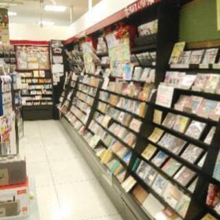 閉店セール開催中!什器,ガラスケースも販売 − 愛知県