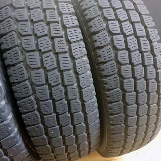 冬タイヤ145R12 6PR エヴリィ/ハイゼット/軽バン用 鉄ホイール付き！A②の画像