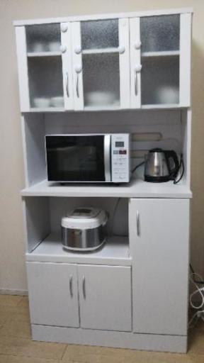 食器棚ホワイト