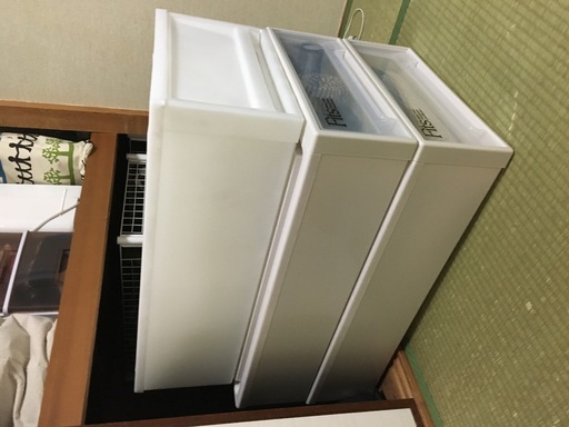 衣装ケース3つ