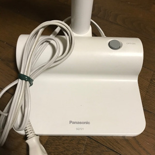 差し上げます デスクライトの画像