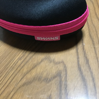 swansのサングラスの画像