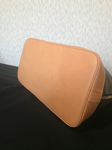 LOUIS VUITTON ルイヴィトン　ハンドバッグアルマＭＭ モノグラム 