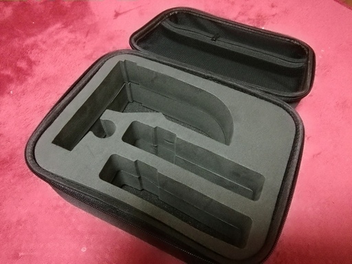 NEOGEO mini （ネオジオミニ）インターナショナル版コントローラ2つ+HDMIケーブル+持ち歩きバッグ全てセット　すぐ2人で遊