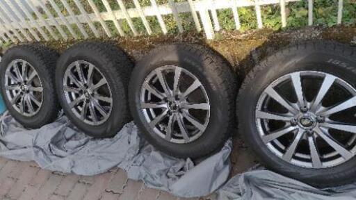 スタッドレスタイヤ、アルミ付き4本セット美品185/65R15 ピレリ