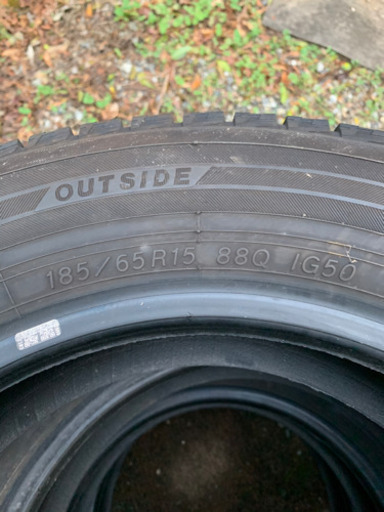 2017年製 185/65R15 ヨコハマ/ice GUARD/88Q IG50 スタッドレス タイヤ  バリ山 4本
