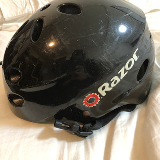 ヘルメット　Razorの画像