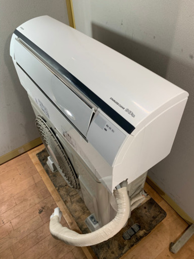 美品　日立/HITACHI 白くまくん　ステンレスクリーン〜8畳　2016年製　自動掃除　RAS-YX22E
