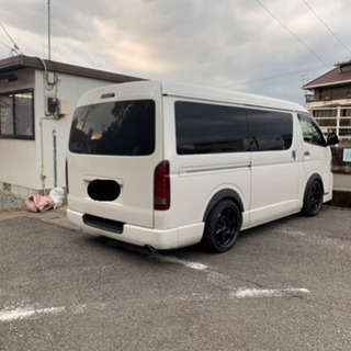 ハイエース4型 極上車両の画像