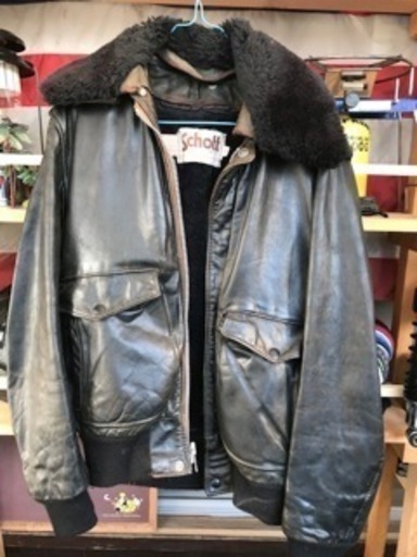 ショットの革ジャン