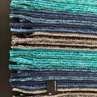 ニットマフラー　未使用品の画像