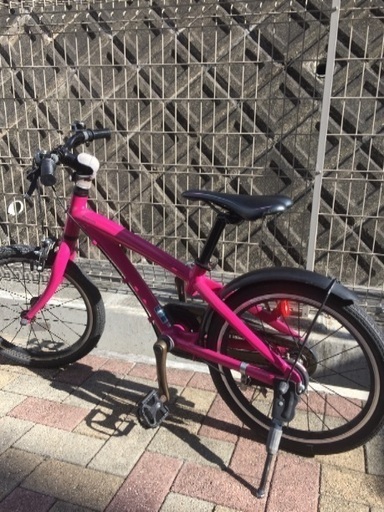 2016年4月購入 ブリヂストン レベナ ピンク 子供用自転車 18インチアルミフレーム7.9kg