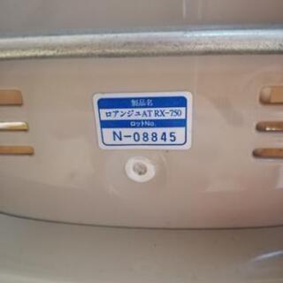 コンビ　電動ハイローチェアの画像