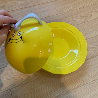 ゴールデンスライムのお皿の画像