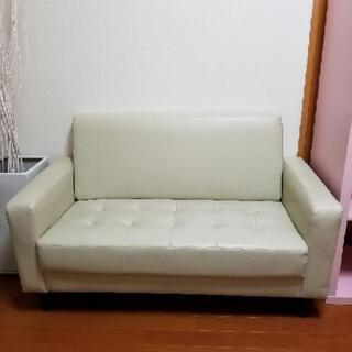 コンパクトソファーの画像