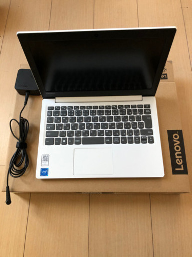 19年8月購入の美品　ノートPC