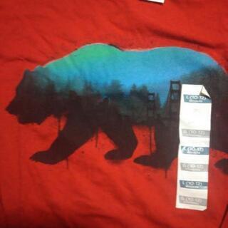 新品タグ付き　old navy 子供ロンT 10-12歳用　赤の画像