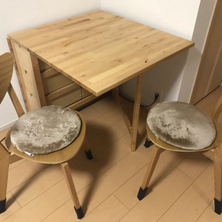 IKEA折りたたみダイニングテーブルNORDEN(ノールデン)、イス2脚セットの画像