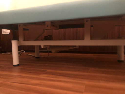 上下電動稼動式マッサージベッド