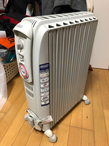 デロンギ　オイルヒーター　D091549EFS