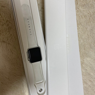 3月まで！Apple Watch シリーズ1 ホワイト　スポーツバンド　の画像