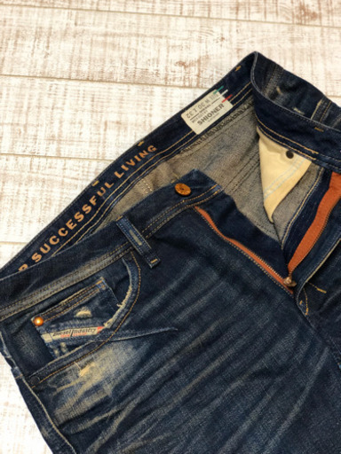 Diesel WASH0074Y W30L32【定価3万円】