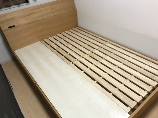 福岡市内配達無料　IDC大塚家具　ダブルベッド　フレーム