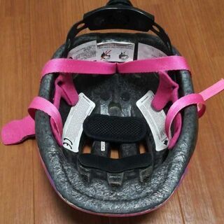 GIANT 子供用ヘルメットの画像