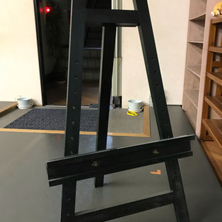 イーゼル