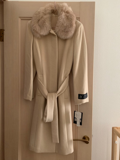 新品未使用♡タグ付き♡Lサイズ♡アンゴラ♡美品♡コート♡ファー付き♡