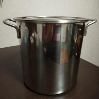 寸胴鍋　大きいですの画像