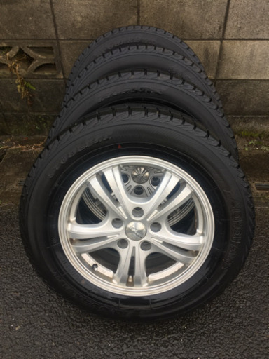 スタッドレス】16X6.5JJ 215/65R16 YOKOHAMA iceGUARD バリ山（１シーズン使用） 手渡し可