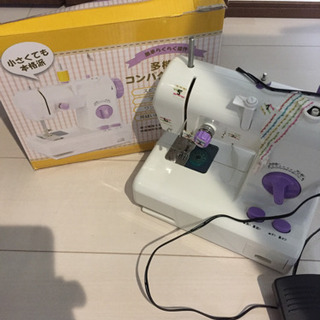 コンパクト  ミシンの画像