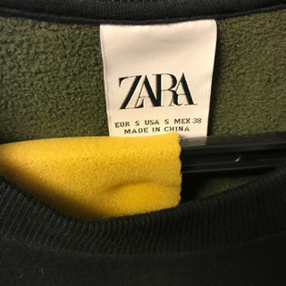 ZARAの、トレーナーの画像